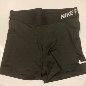 Black Nike pros